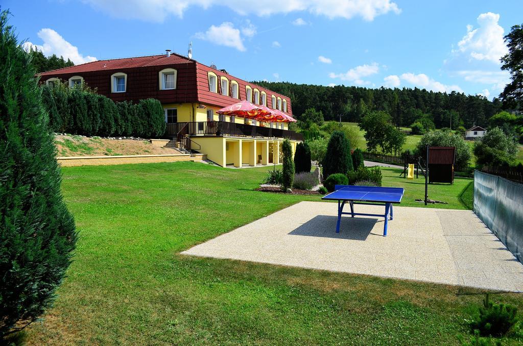 Penzion Kamejk Kamyk nad Vltavou Luaran gambar
